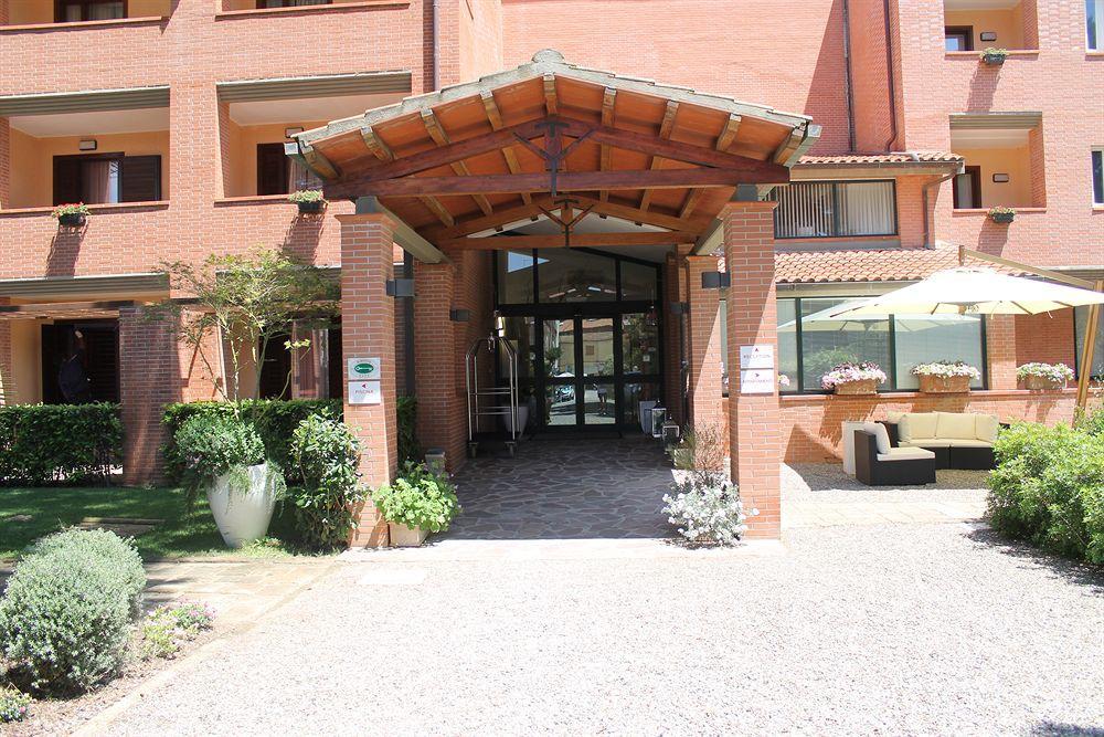 Ricci Hotel - Marina Di Grosseto Ngoại thất bức ảnh
