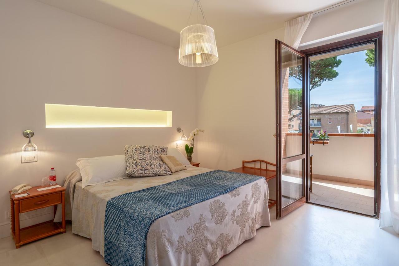 Ricci Hotel - Marina Di Grosseto Phòng bức ảnh