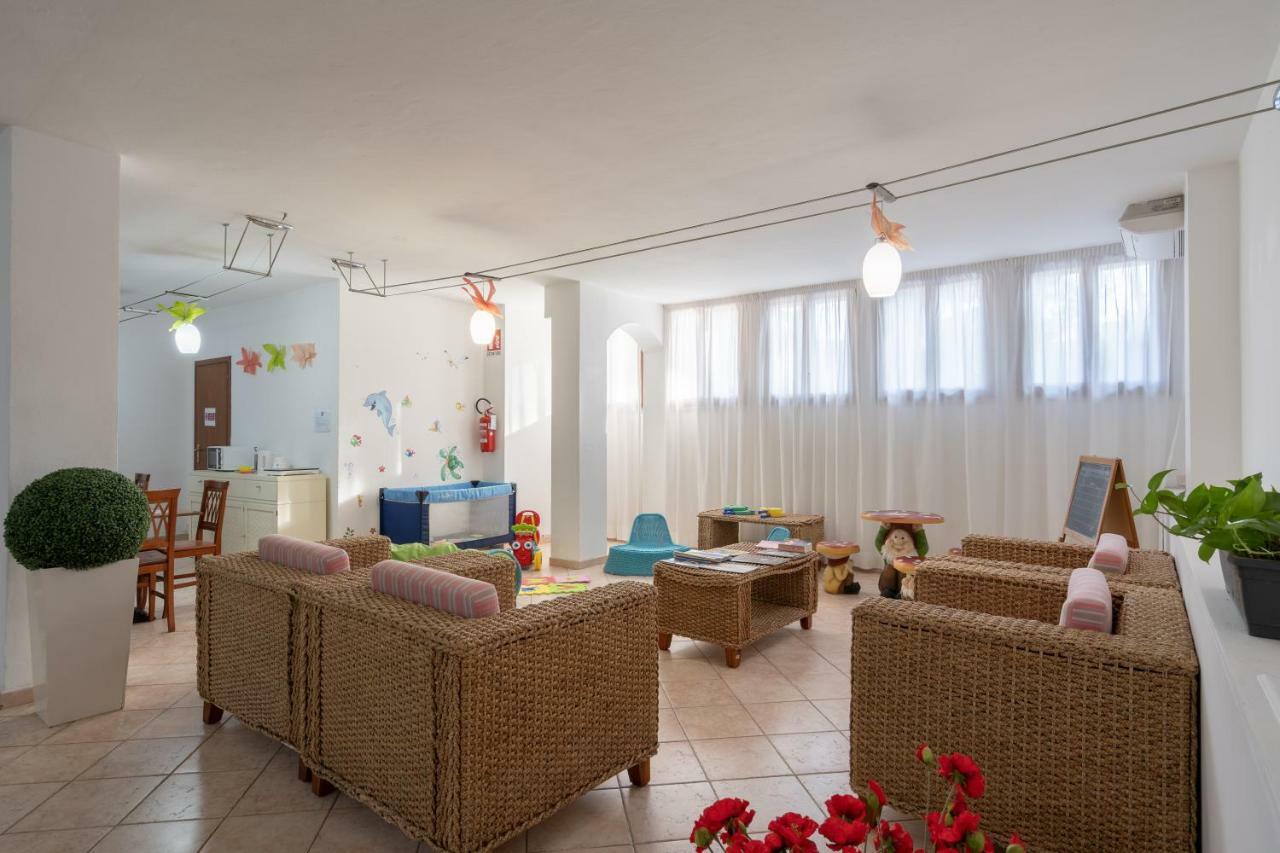 Ricci Hotel - Marina Di Grosseto Ngoại thất bức ảnh