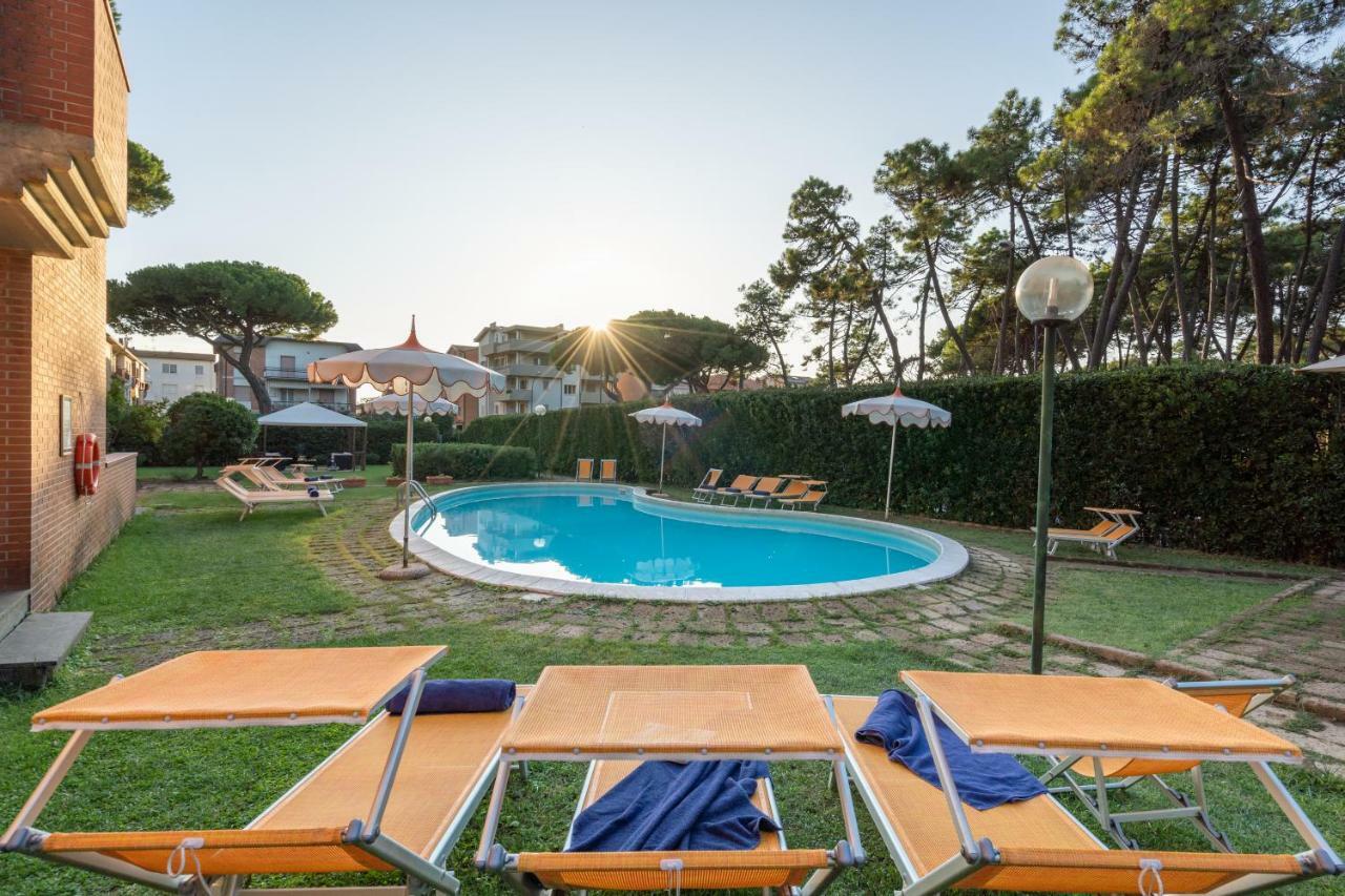 Ricci Hotel - Marina Di Grosseto Ngoại thất bức ảnh